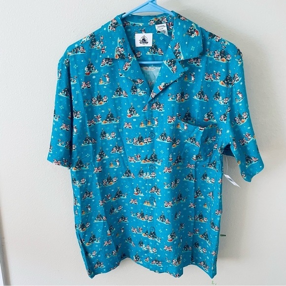 🎄 NWT Disney Parks Christmas Button-Up Shirt – Mickey & Friends (Size S) 🎅✨ - Picture 6 of 12